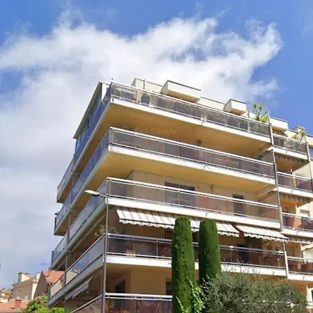 Le Week Riviera: Spacious 3-Star in Cannes with Terrace and Garage Exterior photo